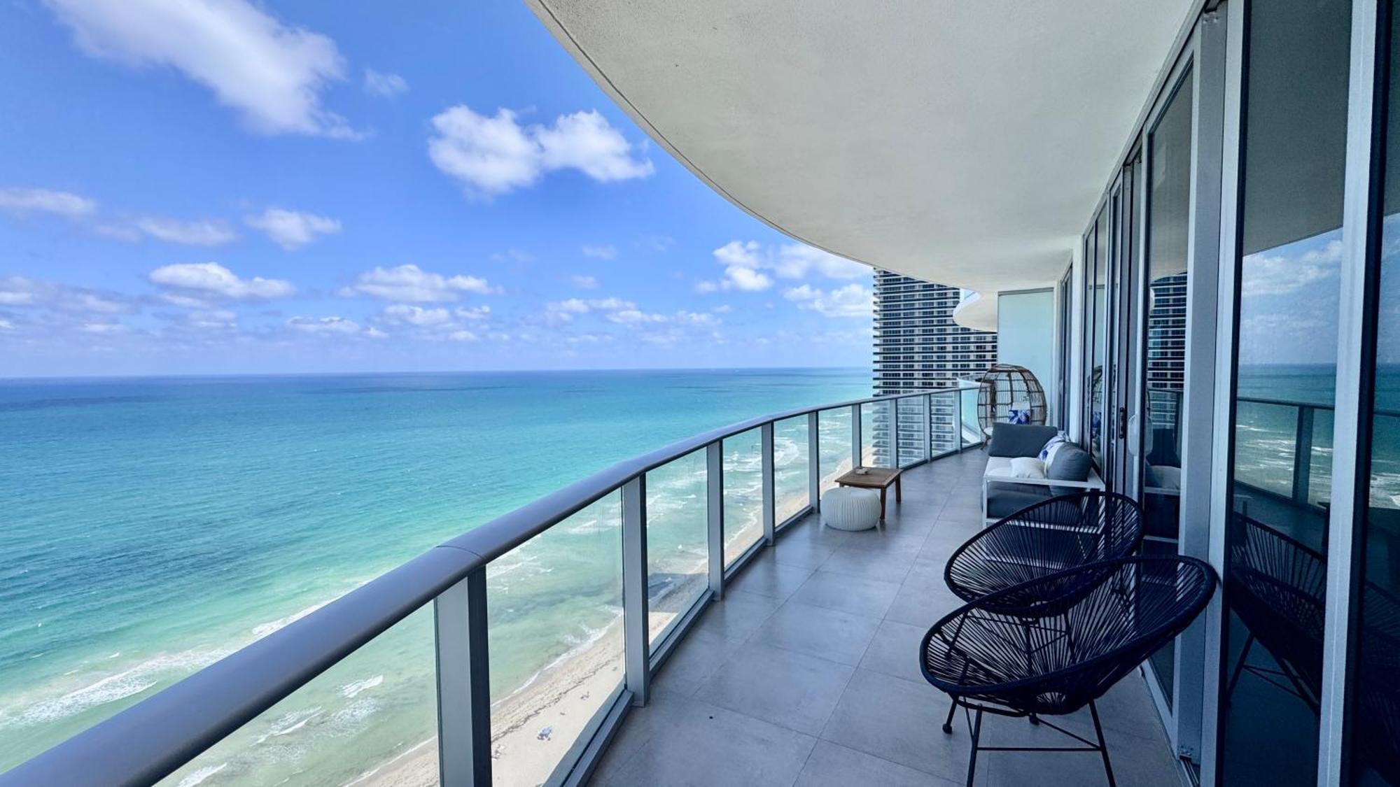 Dreamy Beachside Living - Direct Oceanview 2Br 2Ba For The Perfect Escape Hollywood Buitenkant foto